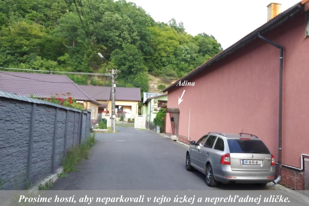 Ubytovanie Adina Poltár Poltar Exterior foto